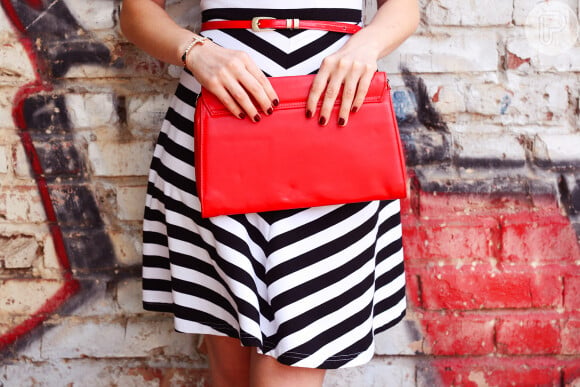 Look Bolsa Vermelha Feminino