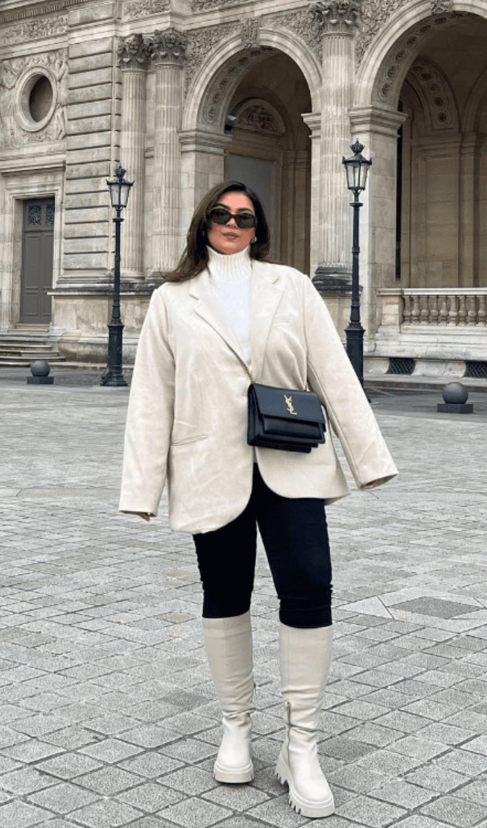 Look Bota Cinza Feminino