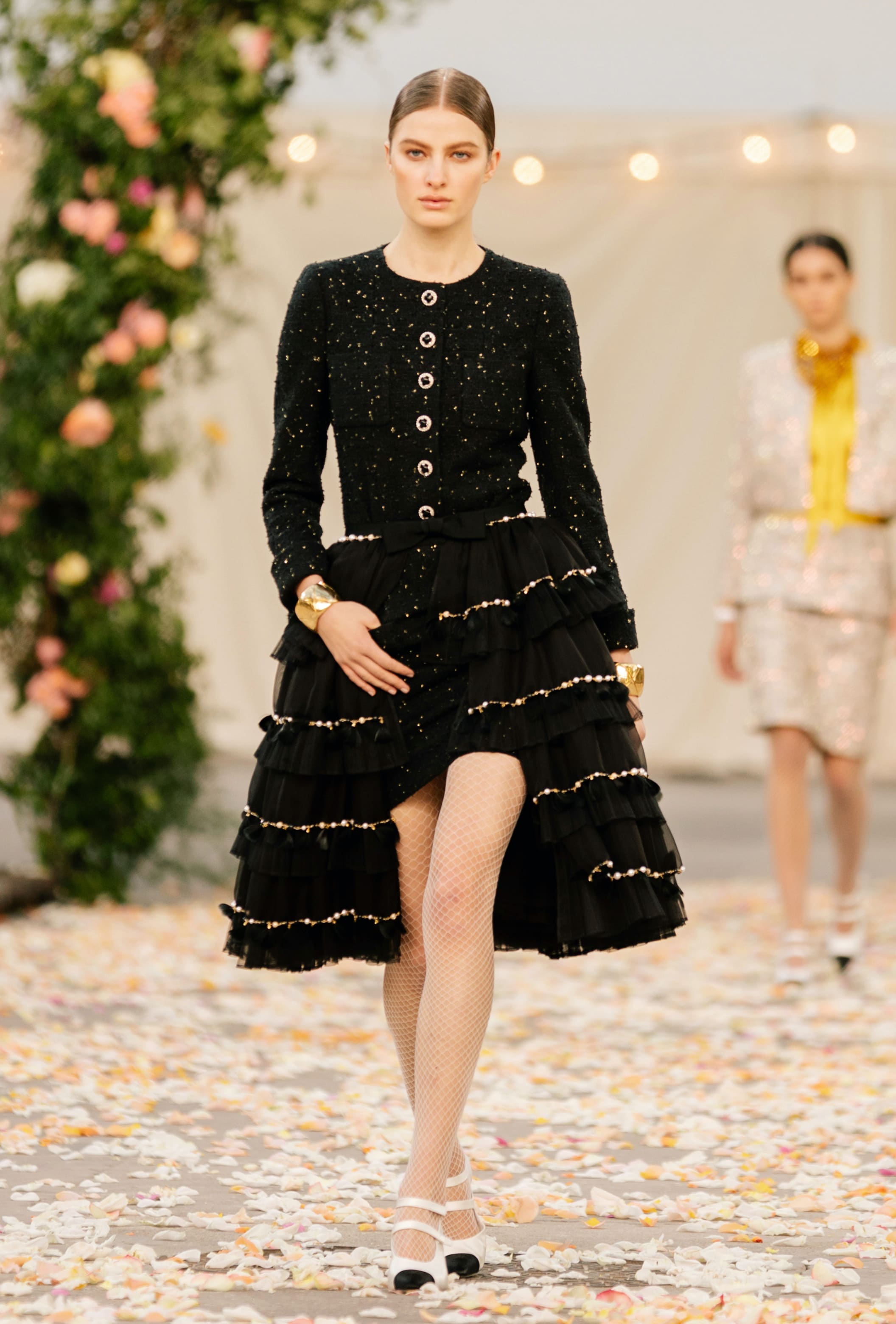 Look Chanel Feminino