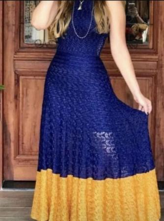 Look Azul E Amarelo Feminino