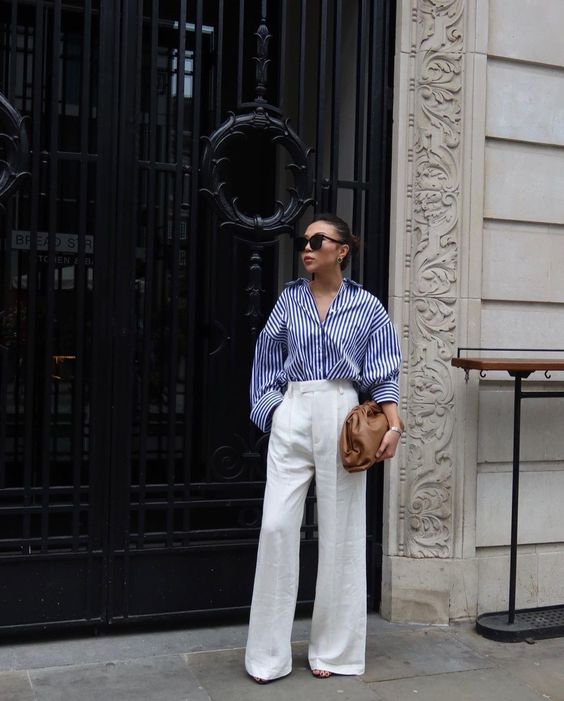 Look Camiseta Listrada Feminino