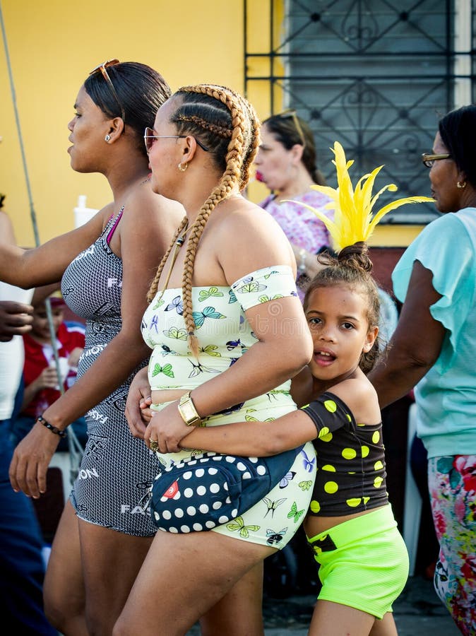 Look Carnaval De Rua Feminino