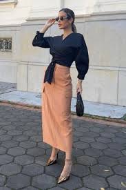 Look Camila Coelho Saia Midi Feminino