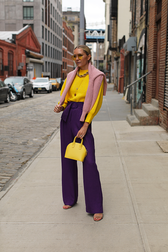 Look Azul E Amarelo Feminino