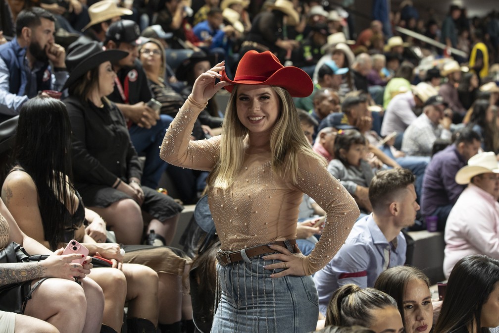 Look Chapeu Feminino