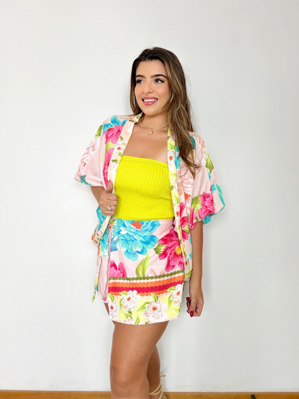 Look Com Kimono De Renda Feminino